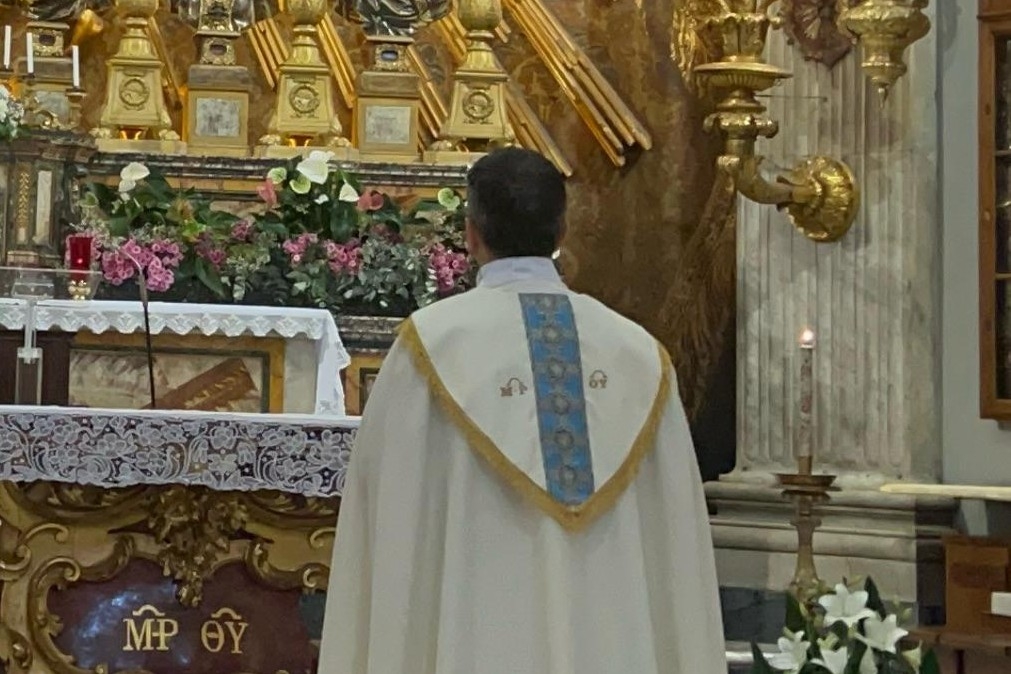 Padre Luigi Murra presiede la Supplica