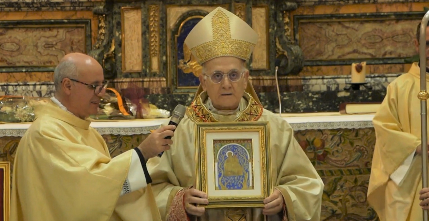 Il Cardinale Frezza: Maria ci guarda dall’alto ma è a noi vicina”