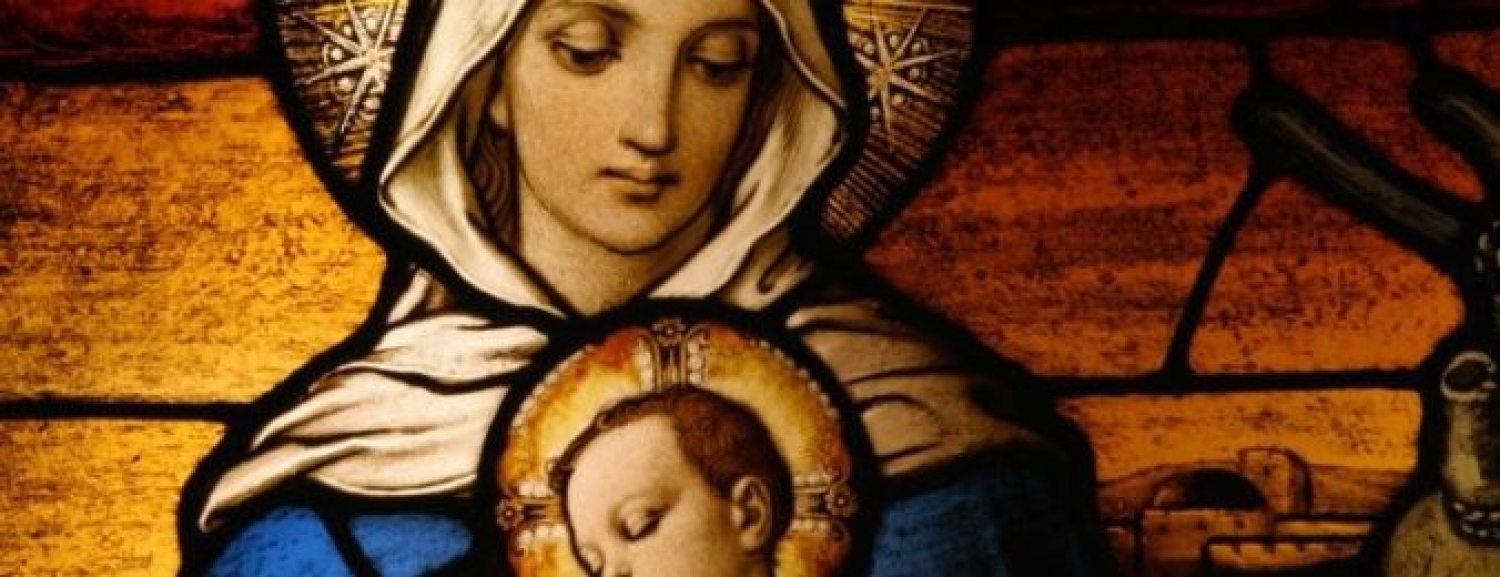 Mater Maria: La storia di Maria tra note e versi